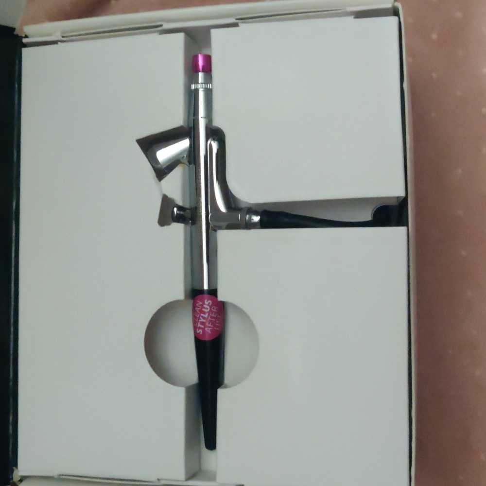 Luminess air. Airbrush makeup system - Picture 4 of 5